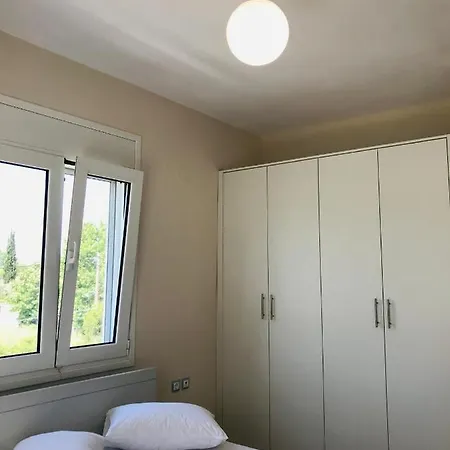 Lägenhet Dimeli 1 *