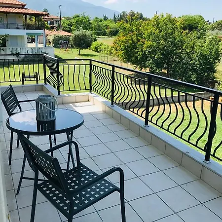Dimeli 1 Apartment